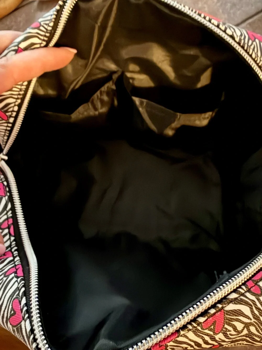 Bebe Zebra Heart Print Cosmetic Bag NWT